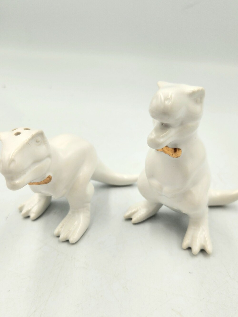 Retired T Rex Salt And Pepper Shaker Set White Ceramic Gold Bow Tie Threshold